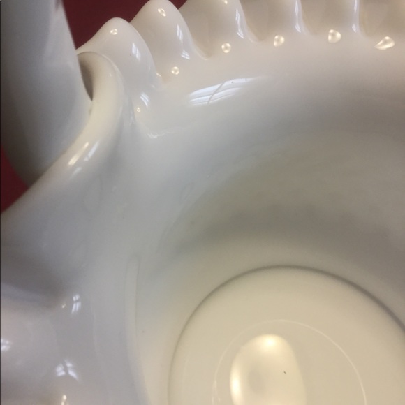 Fenton Hobnail Basket - Picture 3 of 6